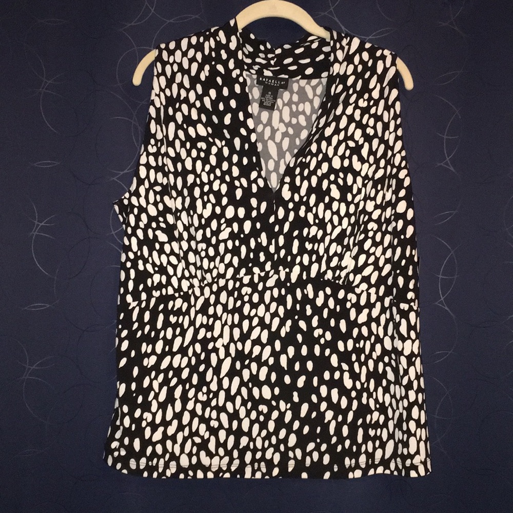 Rafaella Women’s 1X sleeveless top